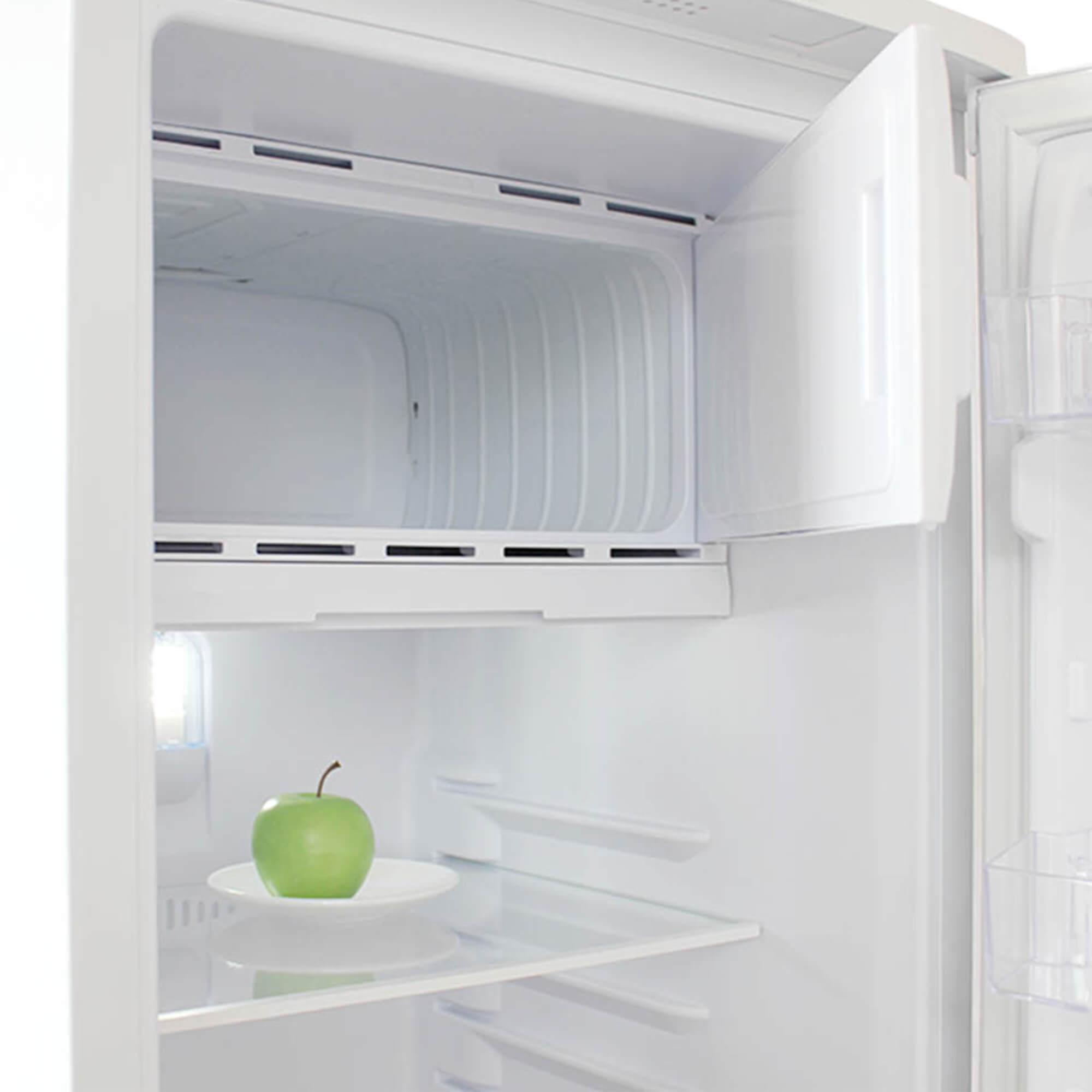 Холодильник бирюса 110 купить. Холодильник Бирюса 110 белый однокамерный. Бирюса 110 180л белый. Холодильник 122,5см Бирюса 110. Холодильник Бирюса 110, белый.